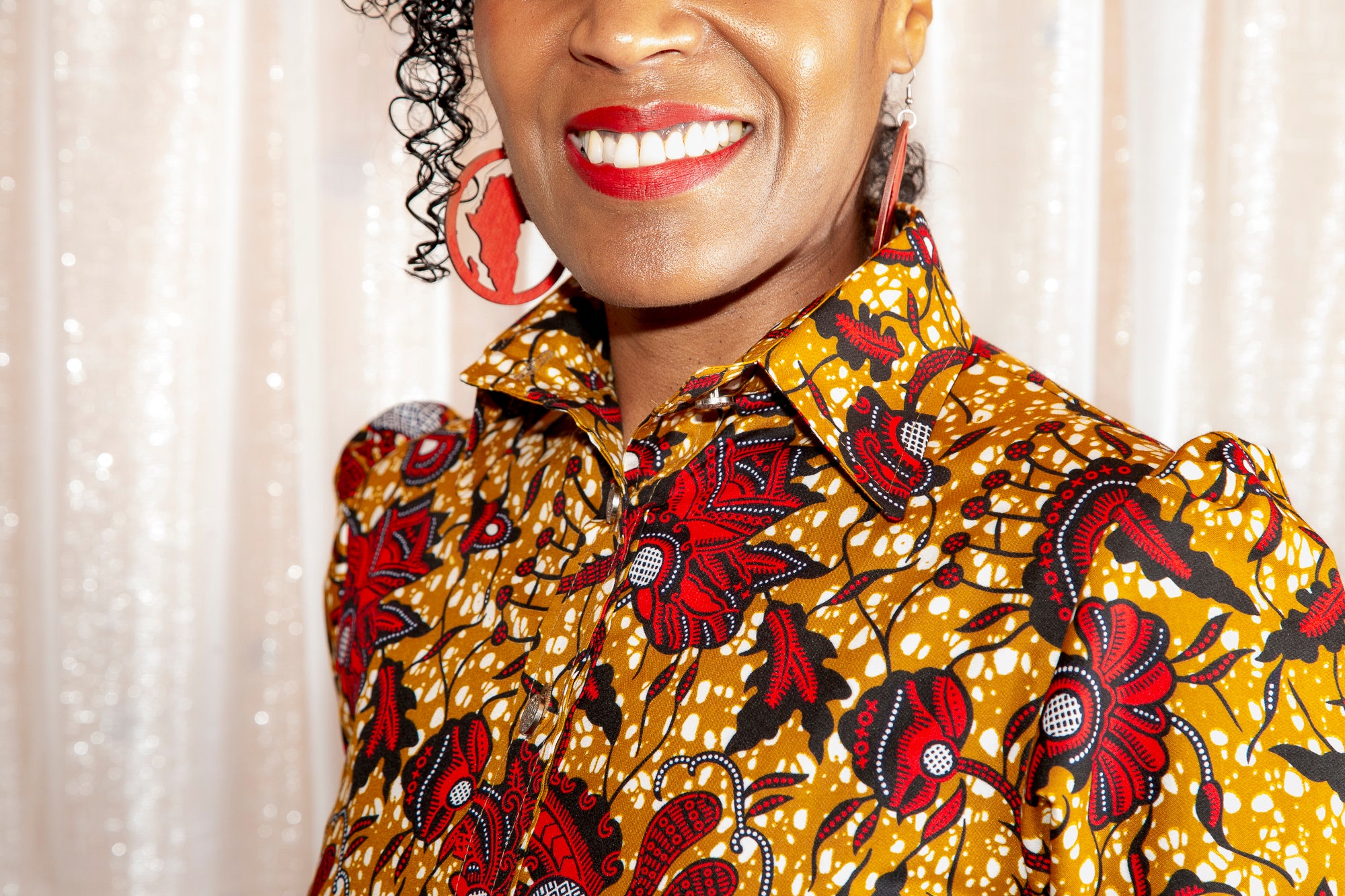 neck collar of Onyeka African Print Shirt Dress in Brown